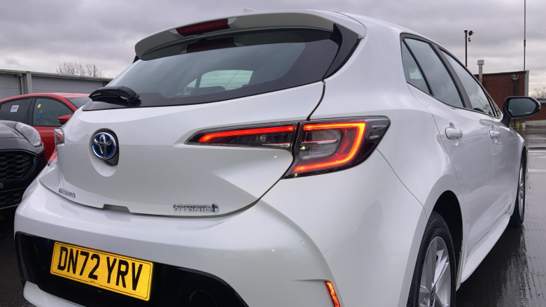 Toyota Corolla 1.8 VVT-i Hybrid Icon 5dr CVT Hybrid Hatchback